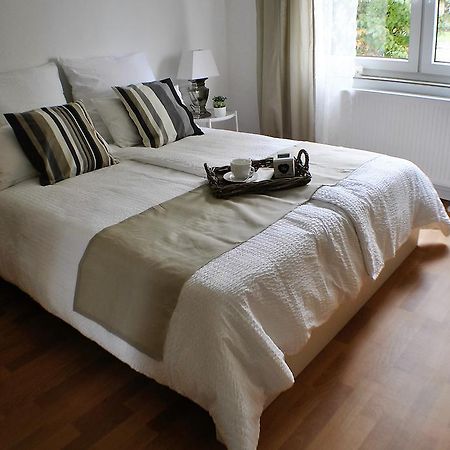 Ferienwohnung Marina คาสเซล ภายนอก รูปภาพ